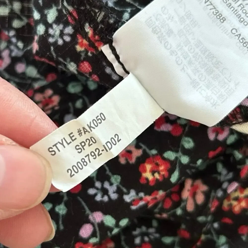 Madewell chic feminine flaws